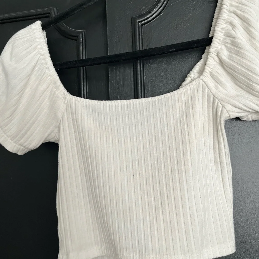 White Puff Sleeve Top - Picture 3 of 3